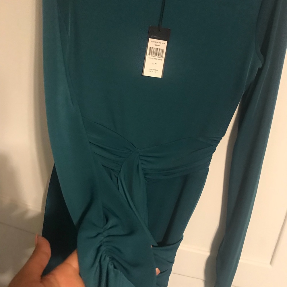 Dress - Picture 2 of 4